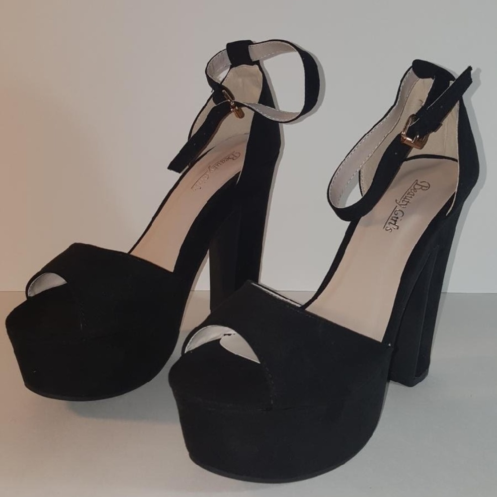 Black Platform Sandals